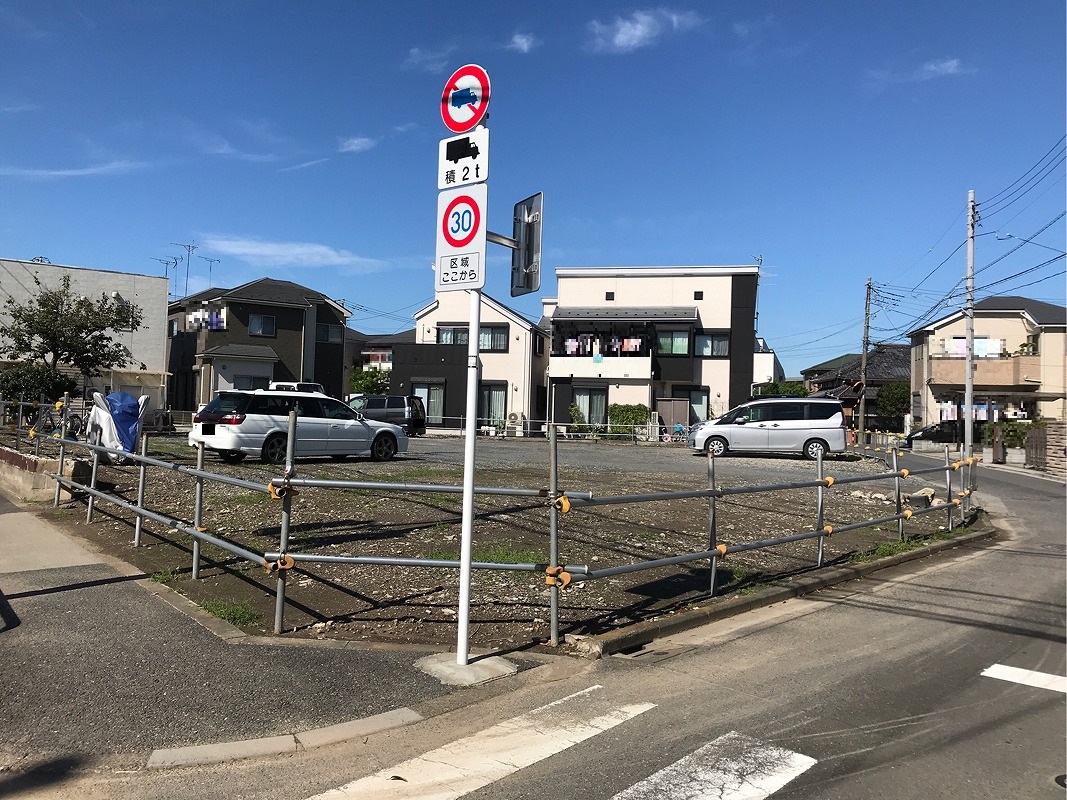 足立区古千谷本町３丁目　月極駐車場